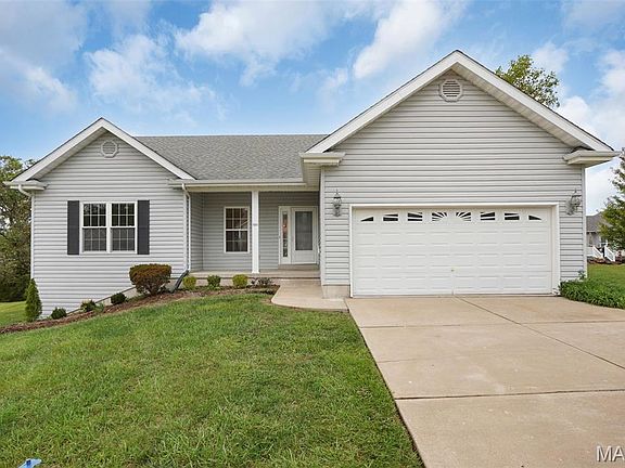 4th image of 404 Barleyfield Ct