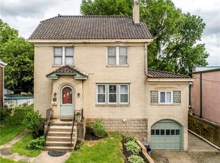 98 E Agnew Ave, Pittsburgh, PA 15210