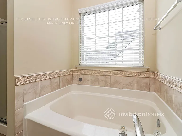 214 Weatherstone Pointe Dr — Photo 15