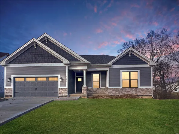 2305 Stone Bridge Ct #3, Washington, MO 63090