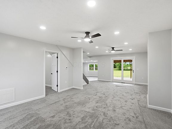 5th image of 6280 Dyer Rd