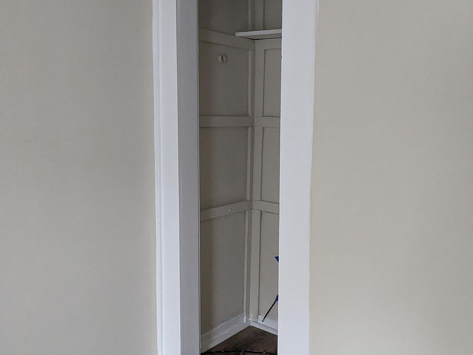 Walking closet