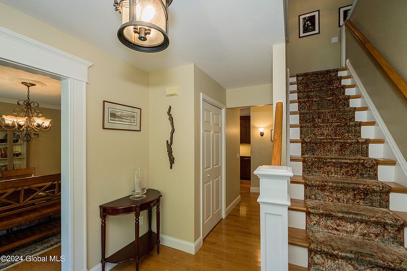 3rd image of 687 Stark Terrace
