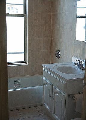 1st image of 259 17th St #2