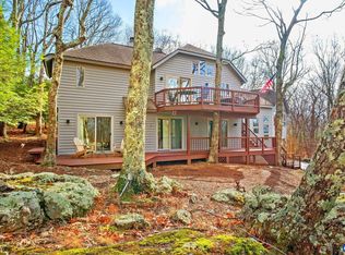 315 Devils Knob Loop, Roseland, VA 22967