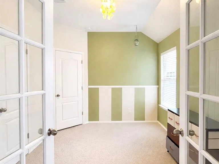 1052 Hot Spring Valley — Photo 22
