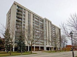 33 N Main St APT 2B, Lombard, IL 60148