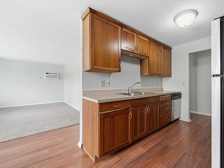 4400 Upton Ave S #202 — Photo 12
