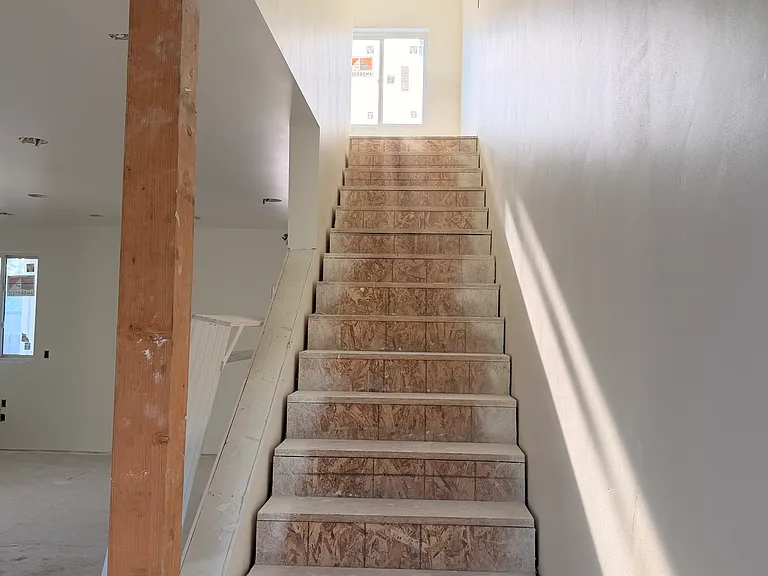 122 N Locust St #3 — Photo 6