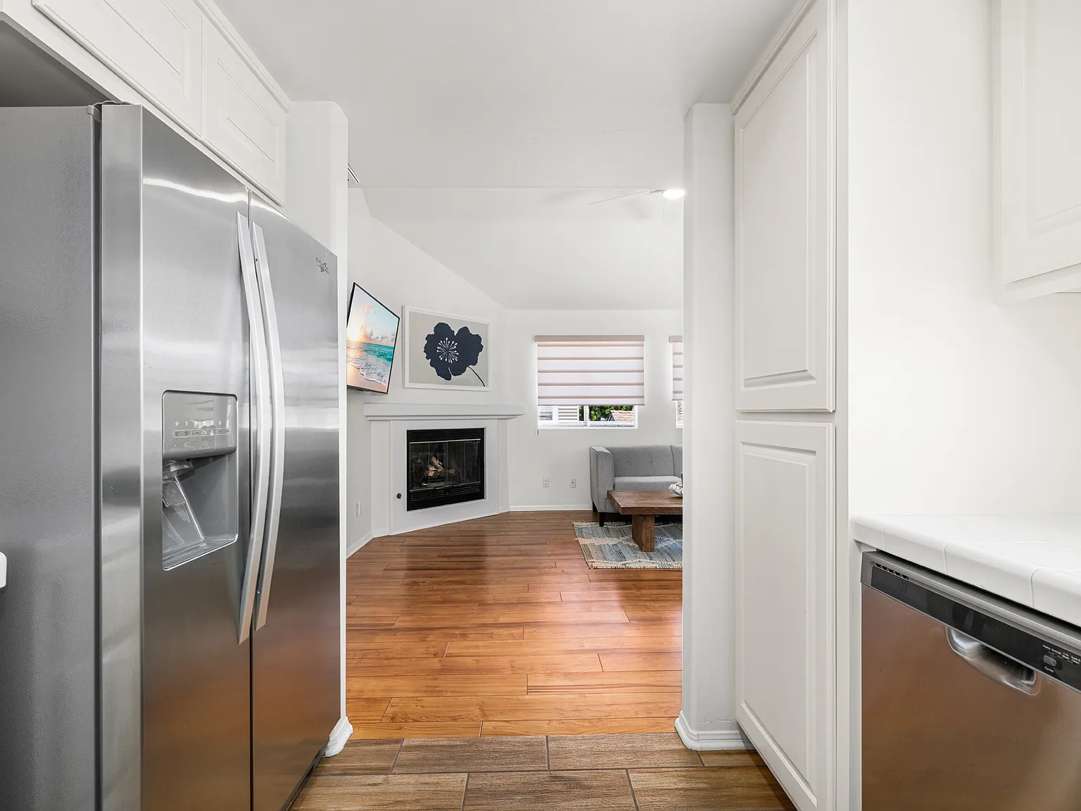 2 bed, $6,000 — Photo 3