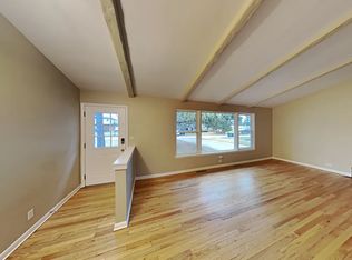429 Lotus Ln, Glenview, IL