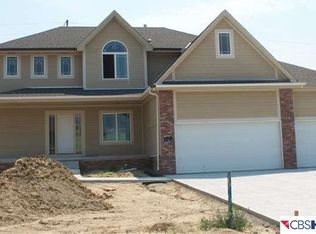 17547 Washington St, Omaha, NE 68135