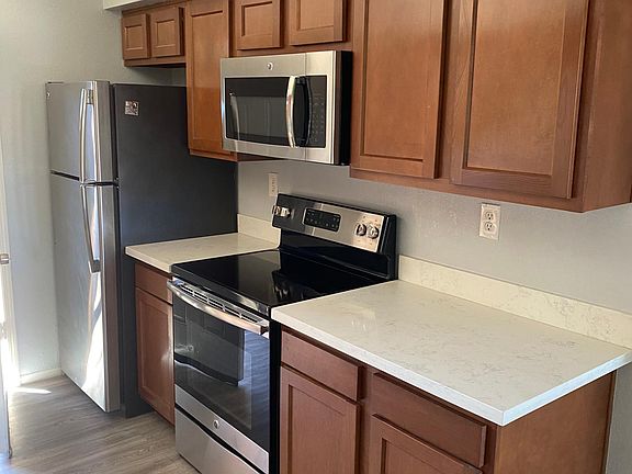 2nd image of 3015 E Paradise Ln APT 102