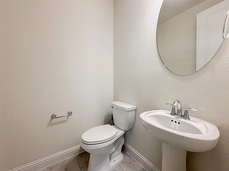 6710 Gallinas Way — Photo 11