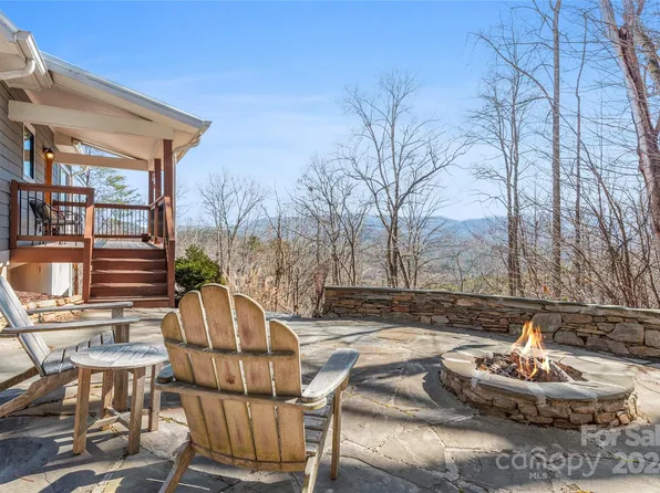 104 Fox Den Rd, Asheville, NC 28805
