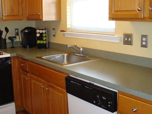 3rd image of 112 Goldfinch Ct