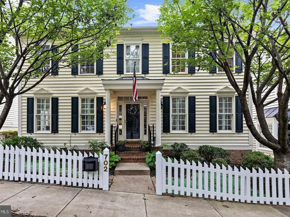 702 Linslade St, Gaithersburg, MD 20878