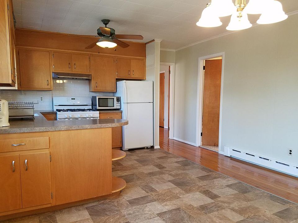 5712 Granger St Corona, NY Zillow Apartments for Rent in Corona
