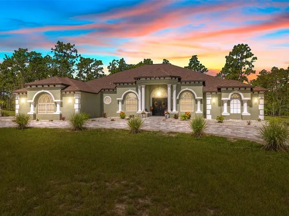 18043 Palmdale Rd, Weeki Wachee, FL 34614