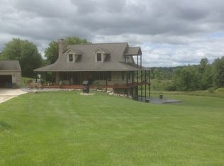 926 Kern Rd, Fowlerville, MI 48836