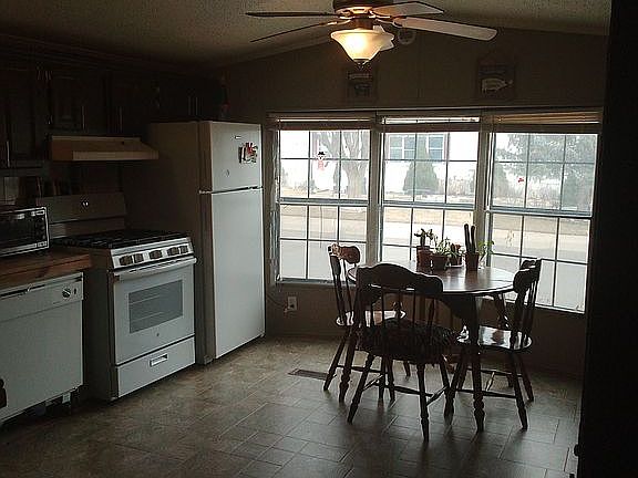 4th image of 219 Briarwood Trl