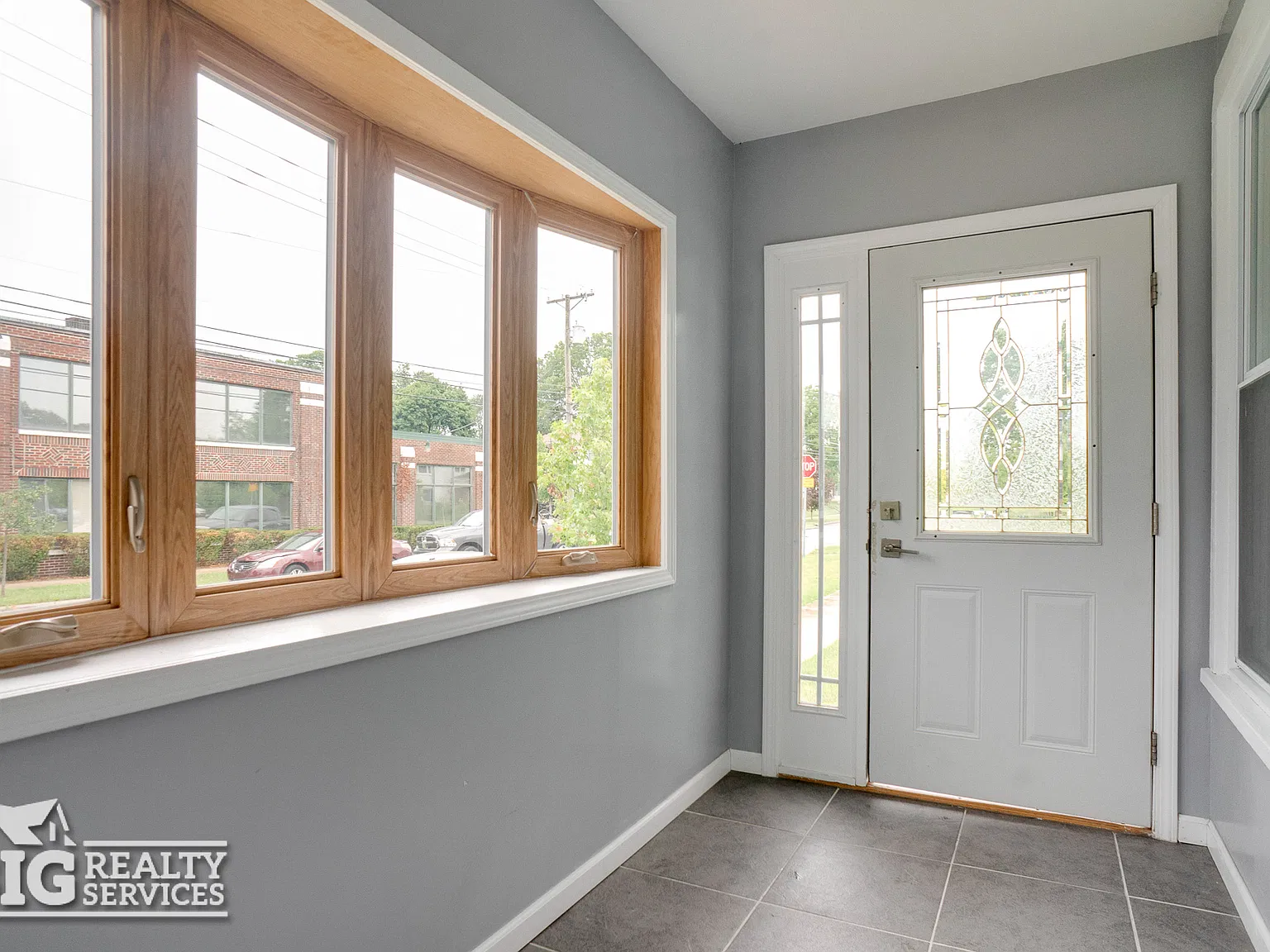 2 bed, 1248 sqft, $1,350 — Photo 2