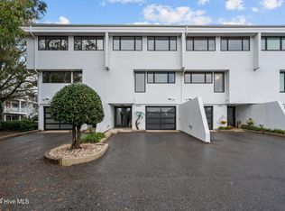 5403 Marina Club Dr, Wilmington, NC 28409