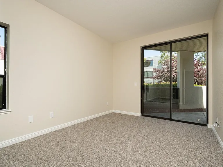 105 Shorebird Cir #15 — Photo 8