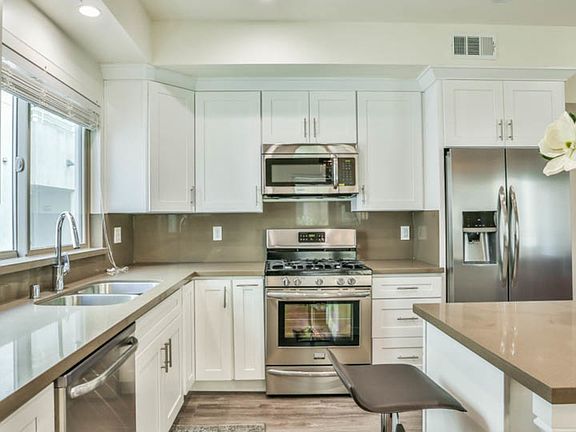 5th image of 1424 S Bentley Ave APT 302