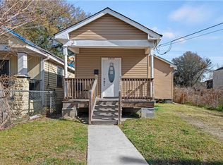 8919 Forshey St, New Orleans, LA 70118