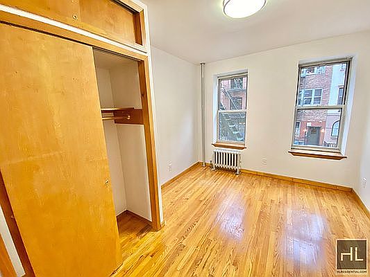 3rd image of 328 E 9th St APT 3A