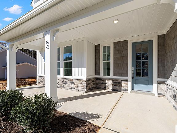 3rd image of 62 W Victoria Ridge Dr #19