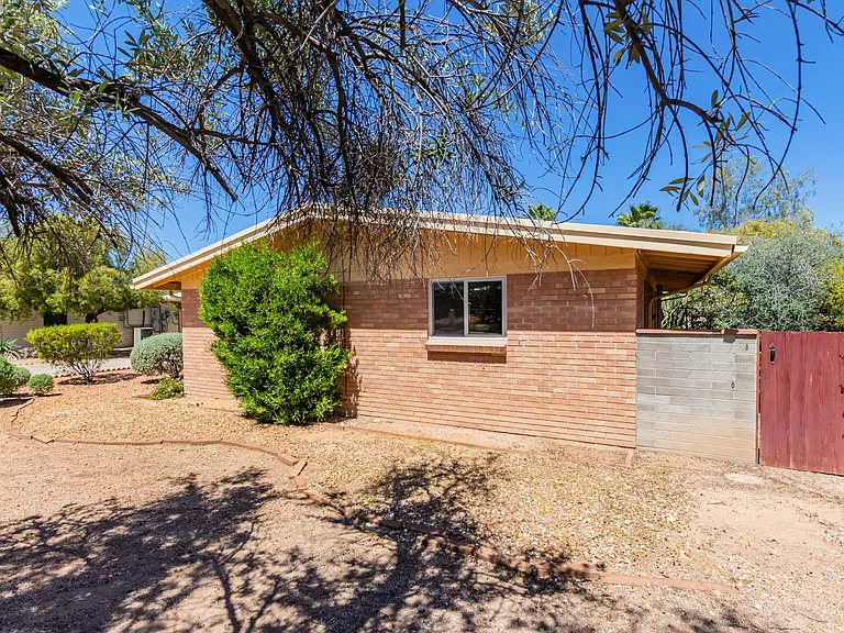 5255 E Baker St — Photo 34