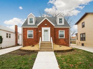 1934 S 6th Ave, Maywood, IL