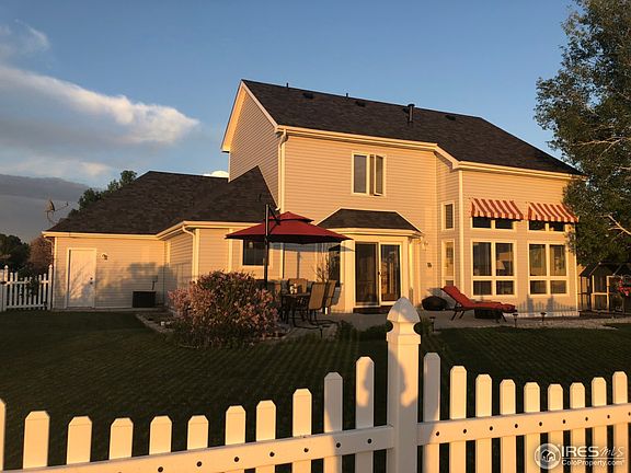 3rd image of 180 Cherry Ave