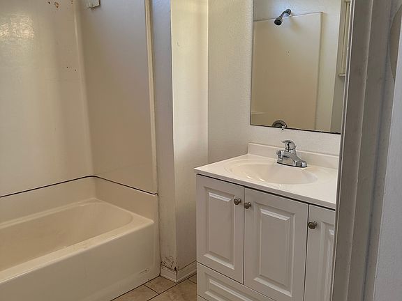 2nd image of 11927 Melody Ln