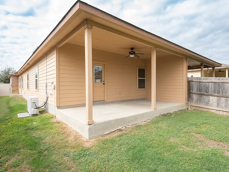 424 Jack Rabbit Ln #B — Photo 17
