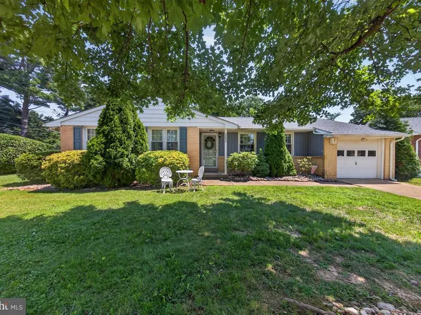 2605 Belaire Dr, Wilmington, DE 19808