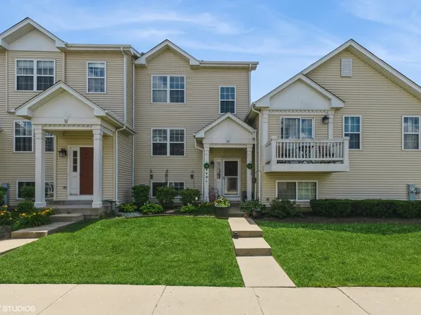 54 W Big Horn Dr, Hainesville, IL 60073