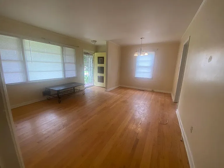 2997 Laney Ave — Photo 5