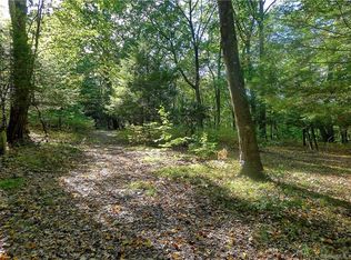 33 Woodcock Trl, Monroe, CT 06468