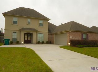 13592 Cantebury Ave, Denham Springs, LA 70726