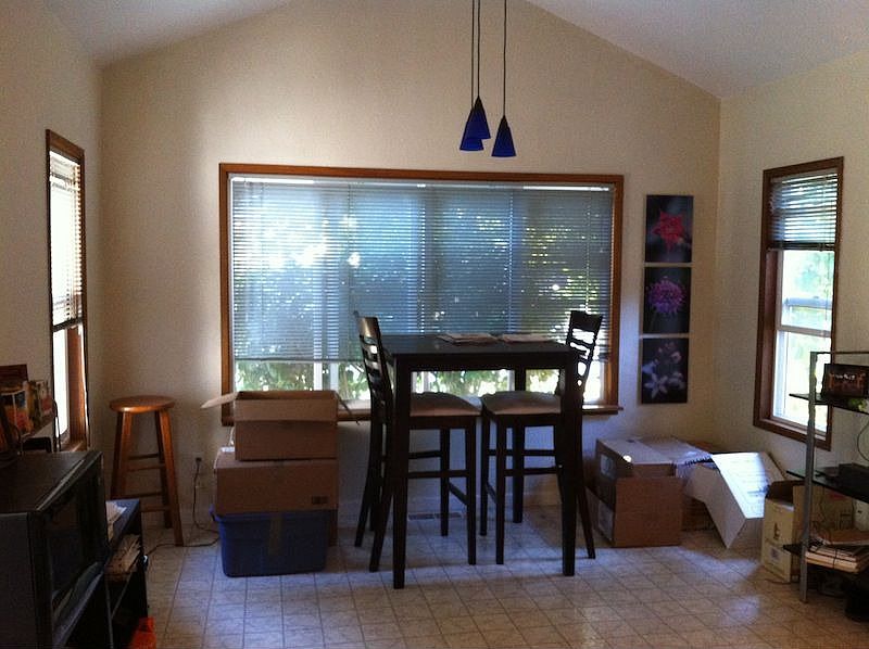 dining room off kitchen