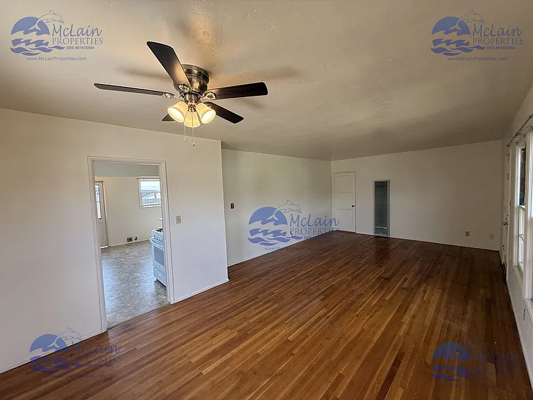 4236 Corinth St — Photo 2