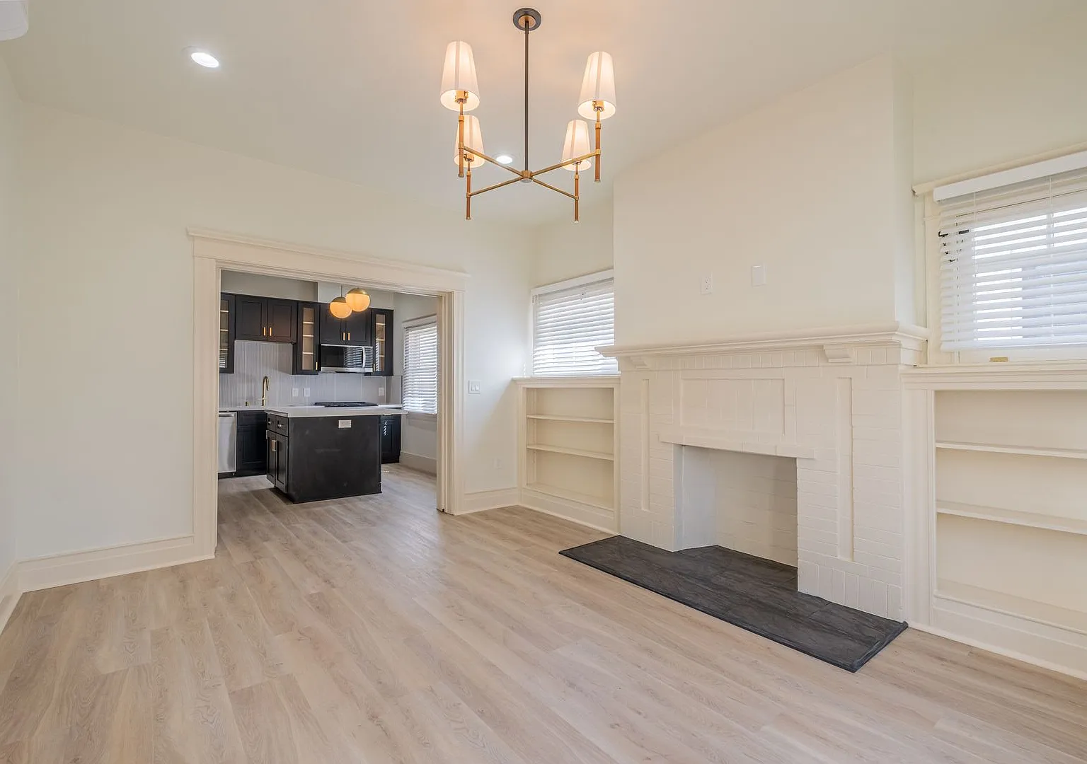 Catalina Residences — Photo 4
