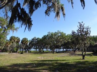 3315 N Kingsway Rd, Thonotosassa, FL 33592