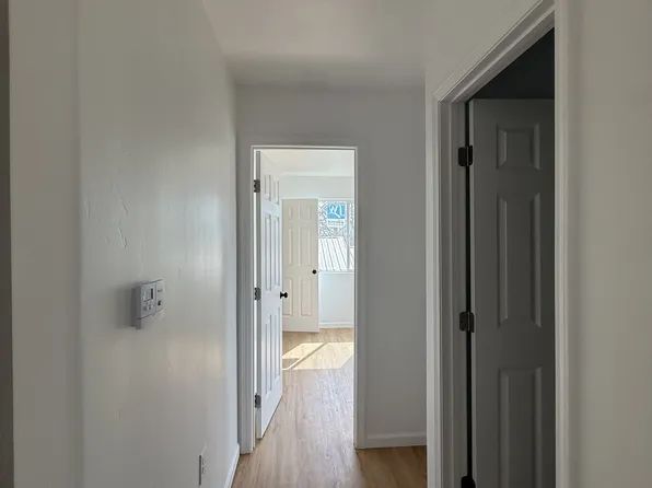 112 NW 5th Ave, Visalia, CA