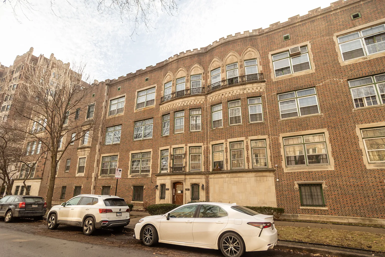 2321 E 69th St #2 photo 1