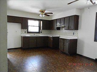 2nd image of 3311 Jacqueline Dr