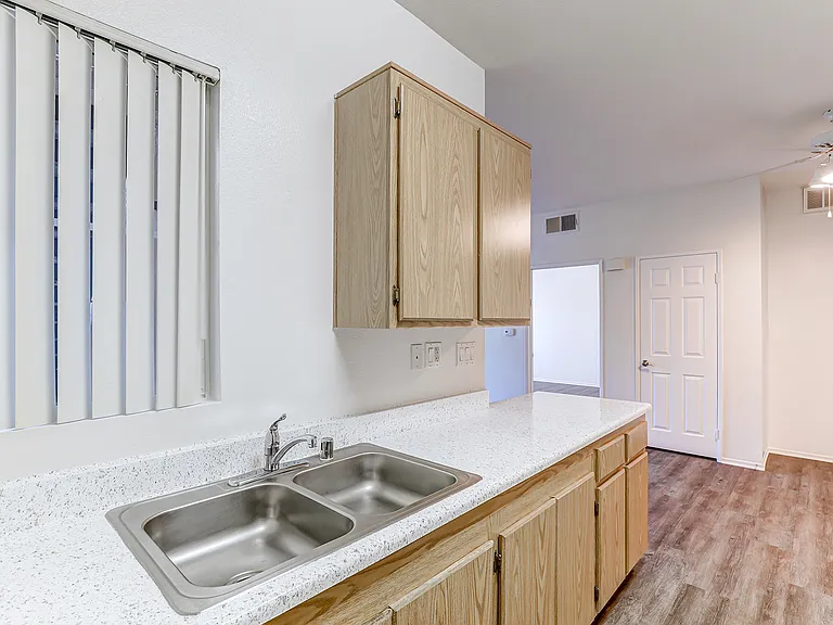 Portofino Apartments — Photo 14